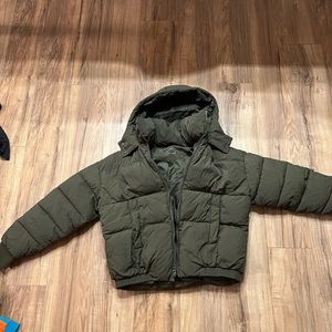 Olive Green Lucky Brand Puffer Jacket | XS | Made of sustainable Materials